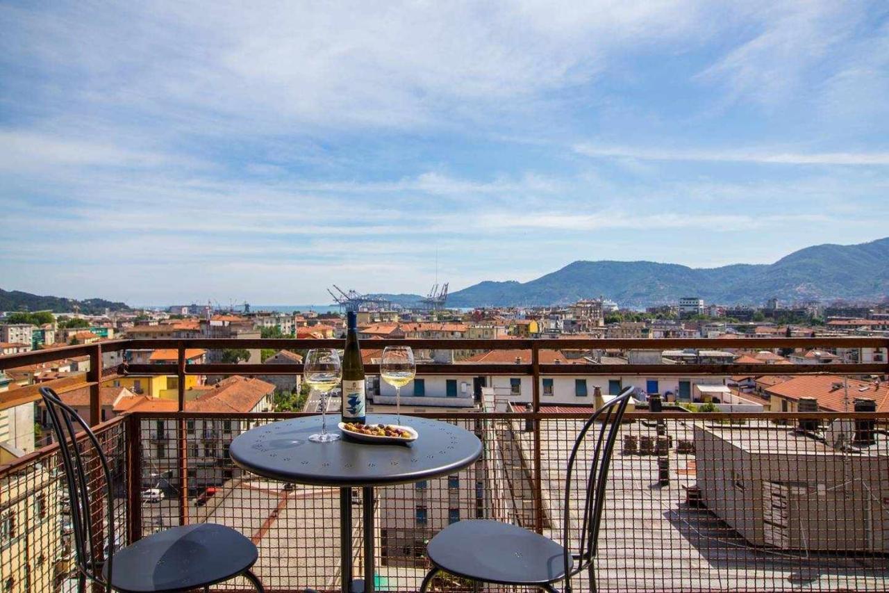 Residenza Franca Vista Panoramica Apartment La Spezia Bagian luar foto